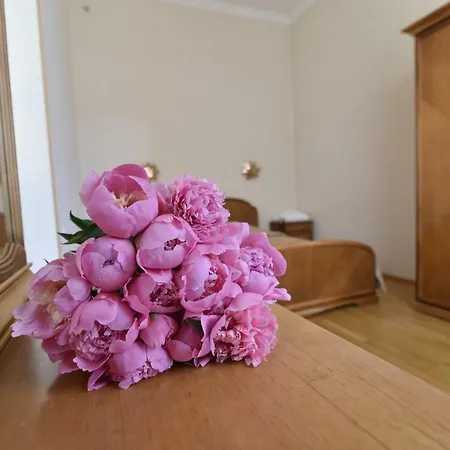 Oktiabrskaya Szálloda