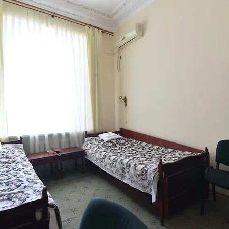 Oktiabrskaya Szálloda *