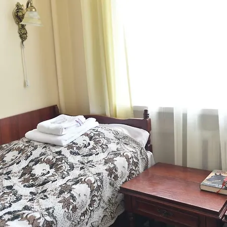 Oktiabrskaya Szálloda *