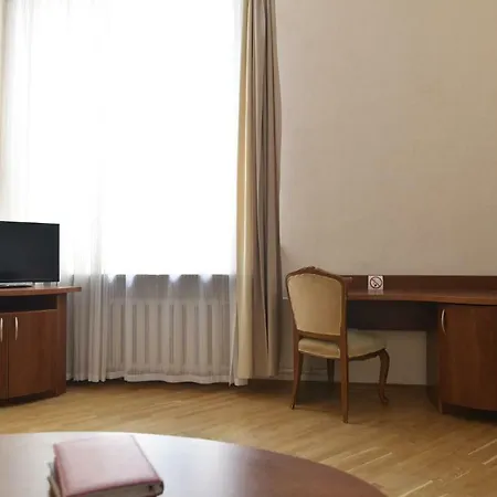 Oktiabrskaya Szálloda *