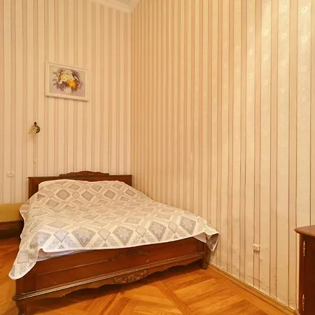 Hotel Oktiabrskaya