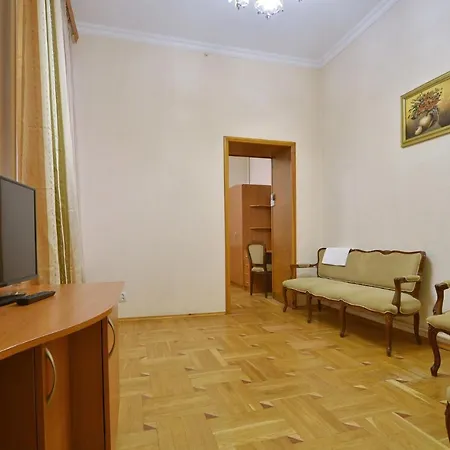 Oktiabrskaya Szálloda