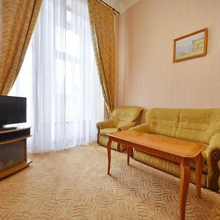 Oktiabrskaya Hotel